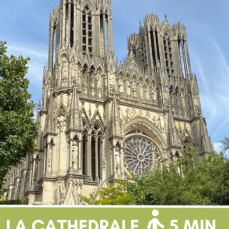 La Capsule - Appartement Centre - Terrasse - Cathedrale 5 Min - Reims Reims
