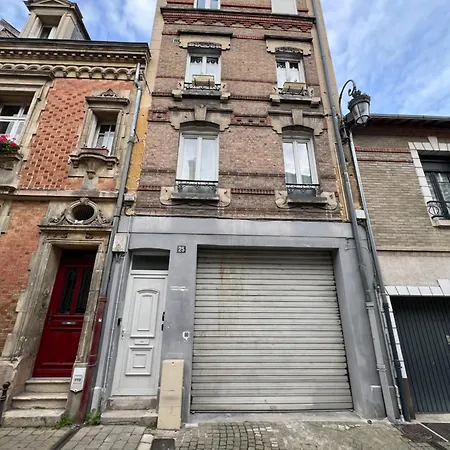 La Capsule - Centre - Terrasse アパート ランス